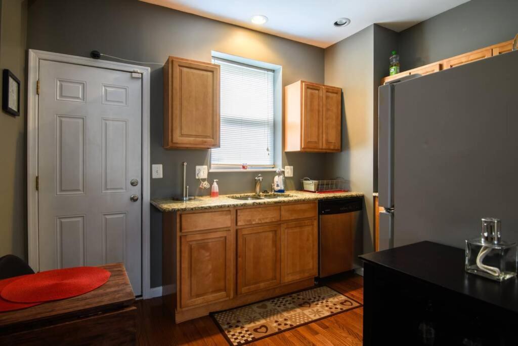 Italian Casetta In Thee Italian Market South Philly Apartment Филаделфия Екстериор снимка